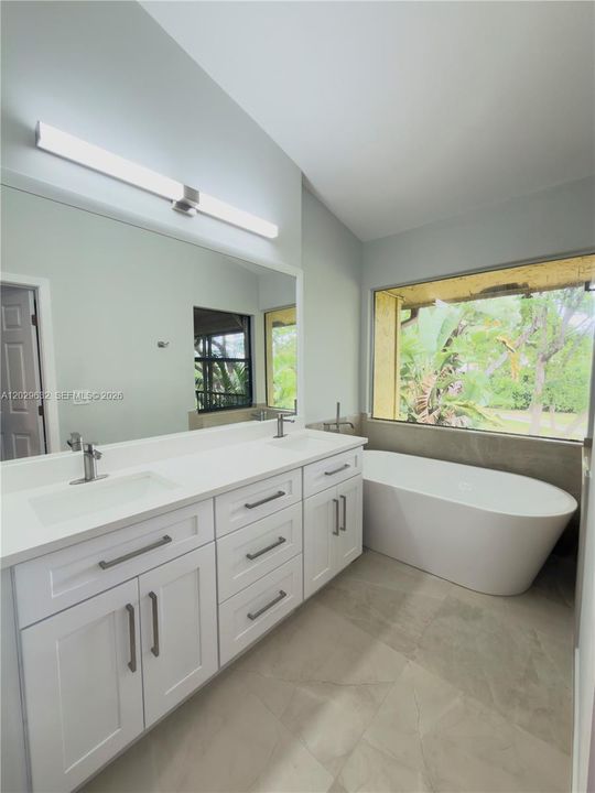For Sale: $399,000 (2 beds, 2 baths, 1554 Square Feet)