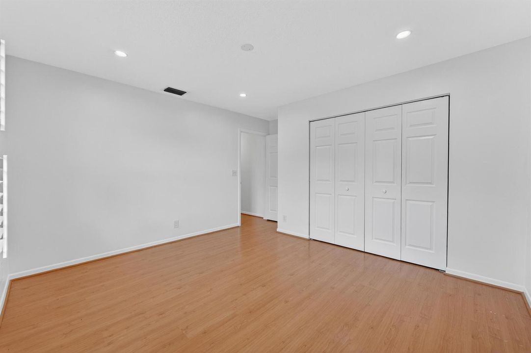 Guest Bedroom 4