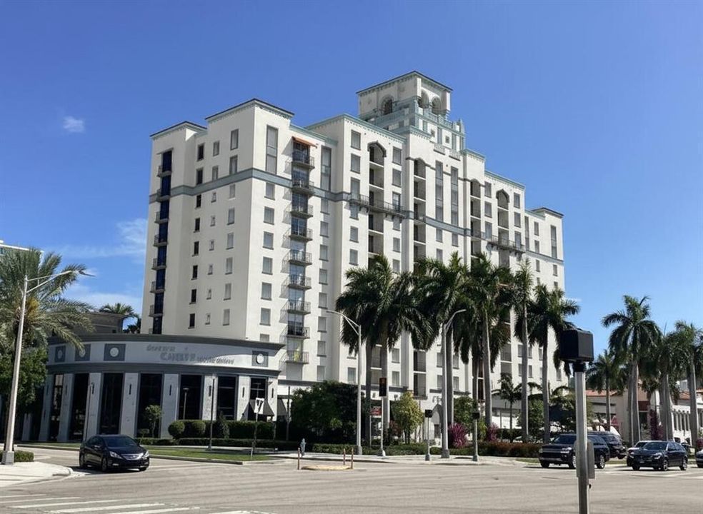 651 okeechobee full building new paint 2