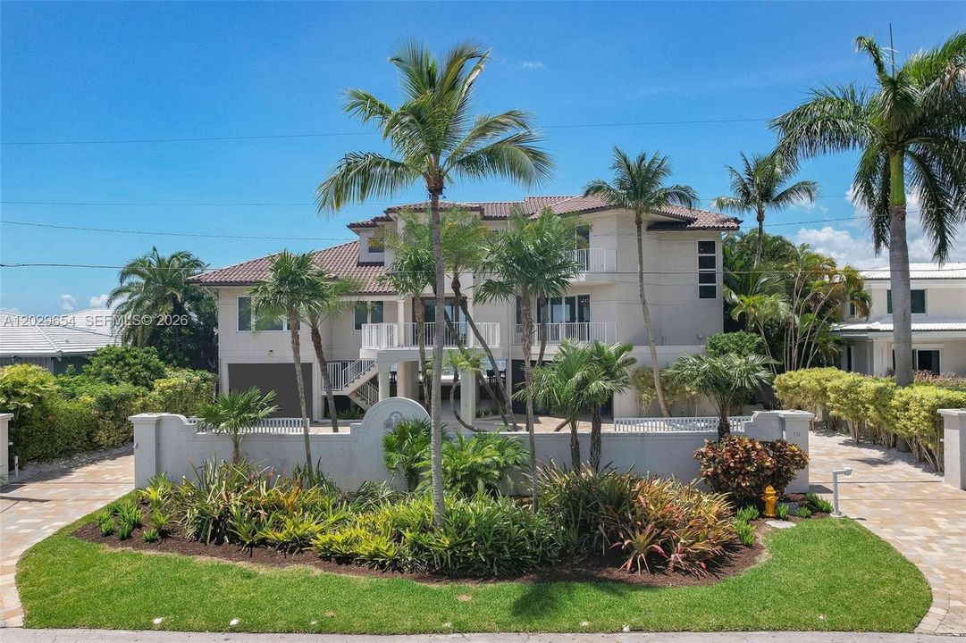 For Sale: $14,850,000 (5 beds, 5 baths, 4928 Square Feet)