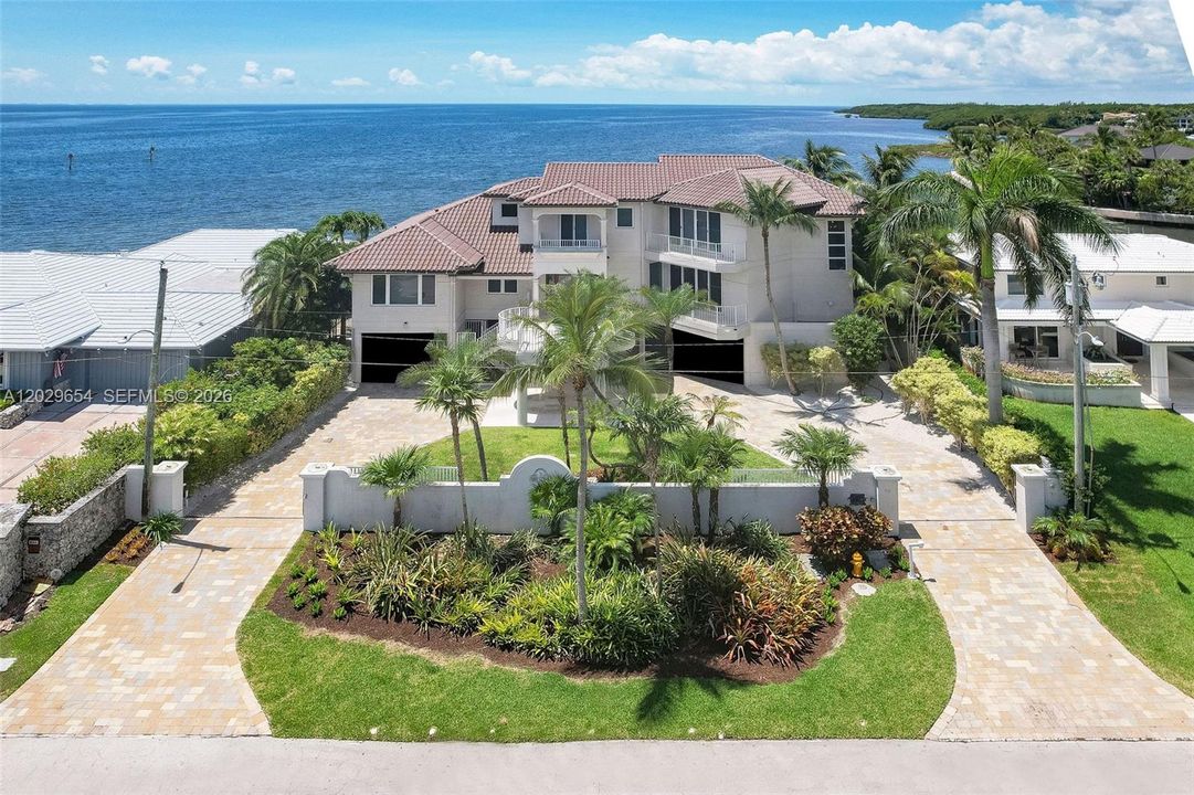 For Sale: $14,850,000 (5 beds, 5 baths, 4928 Square Feet)