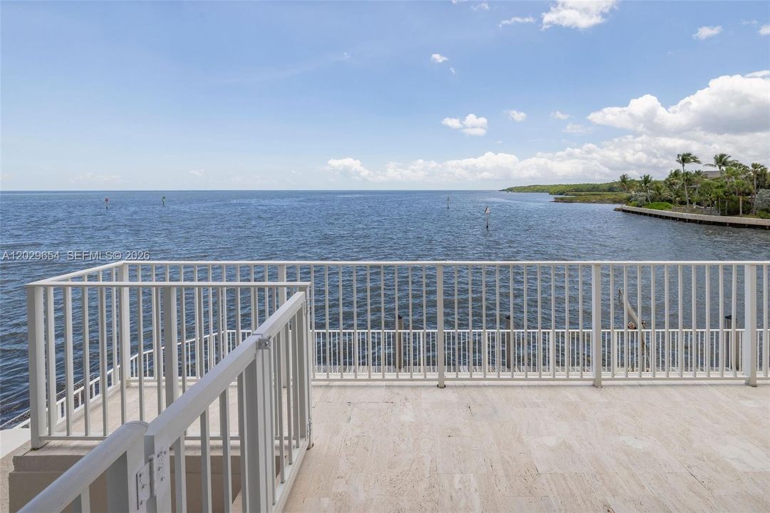 For Sale: $14,850,000 (5 beds, 5 baths, 4928 Square Feet)