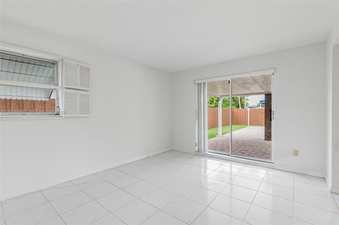 For Sale: $889,000 (4 beds, 2 baths, 2140 Square Feet)