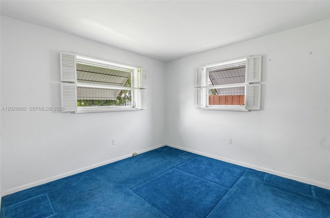 For Sale: $889,000 (4 beds, 2 baths, 2140 Square Feet)