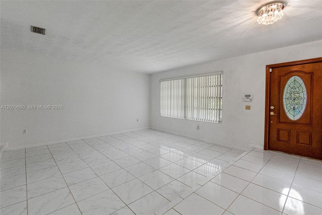 For Sale: $889,000 (4 beds, 2 baths, 2140 Square Feet)