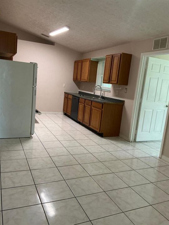 2242 MASTER AVE KITCHEN