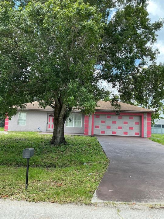 2242 MASTER AVE FRONT