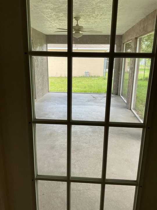 2242 MASTER AVE SCRN PORCH
