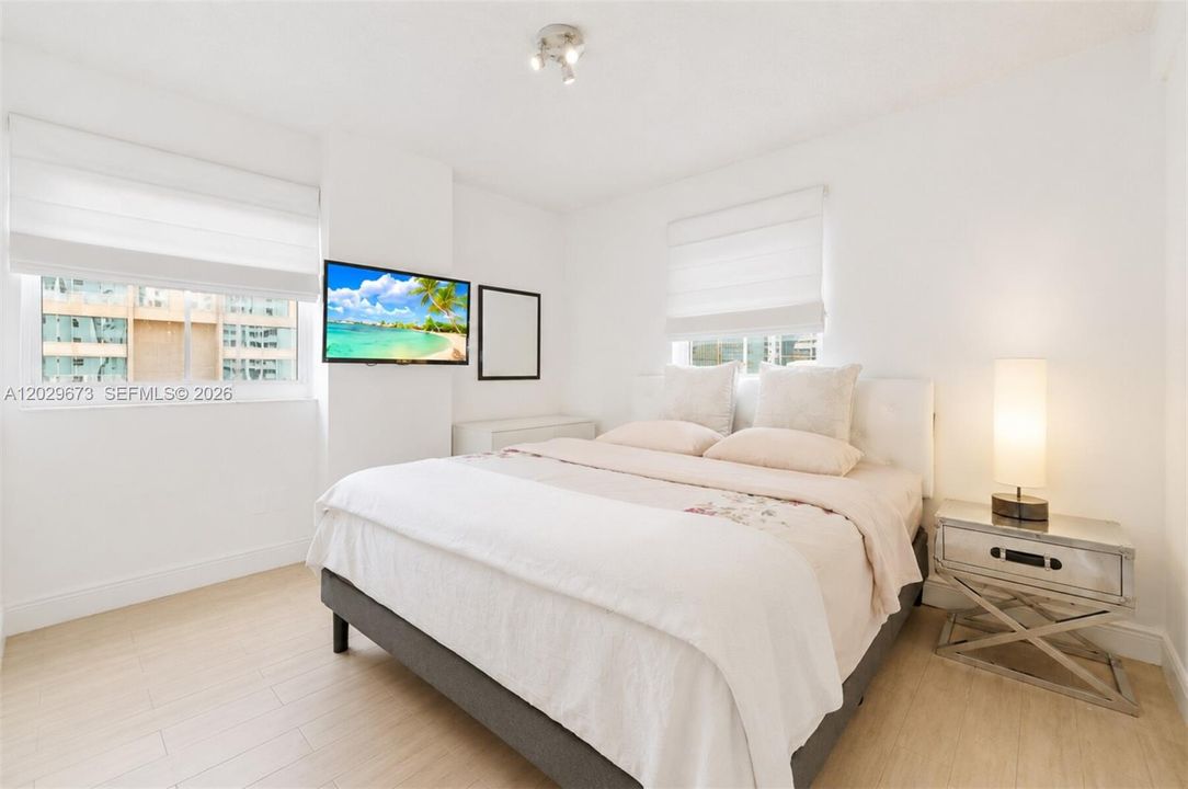 В аренду: $3,600 (2 спален, 2 ванн, 930 Квадратных фут)