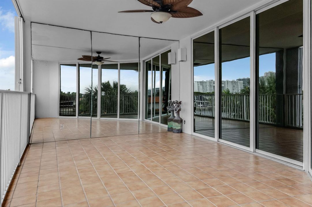 3100 NE 47th Court, 305