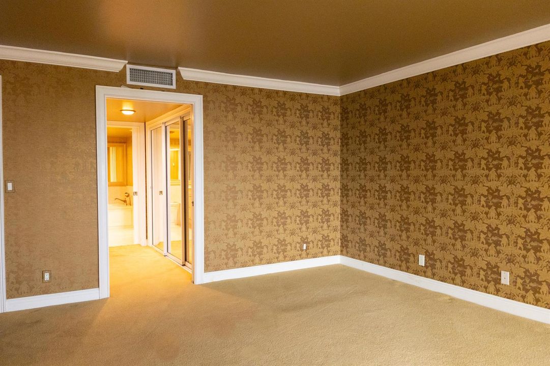 3100 NE 47th Court, 305
