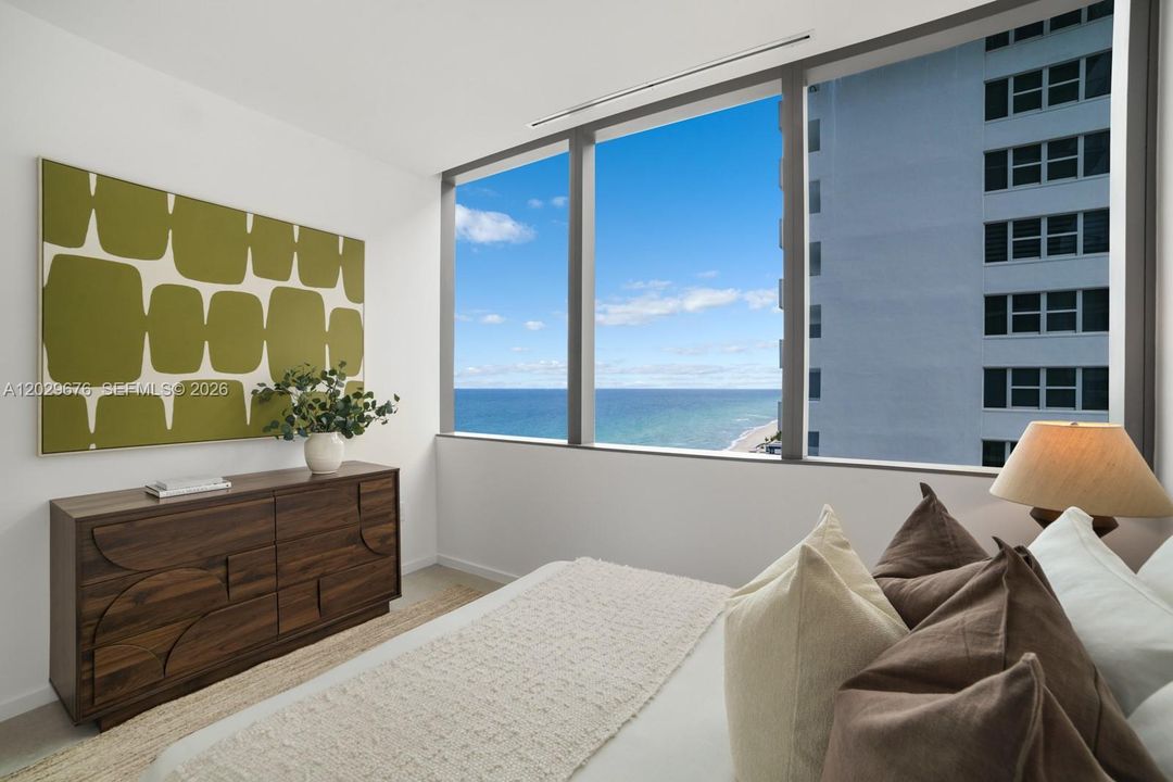 For Sale: $2,850,000 (3 beds, 3 baths, 2913 Square Feet)