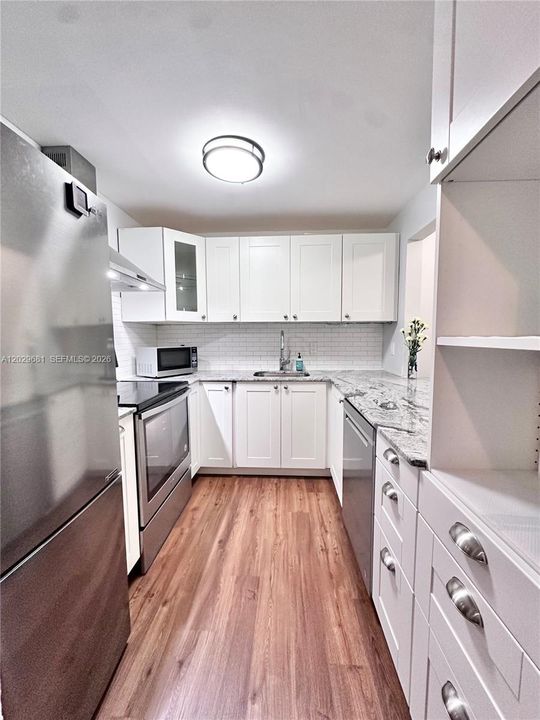 В аренду: $1,950 (1 спален, 1 ванн, 755 Квадратных фут)