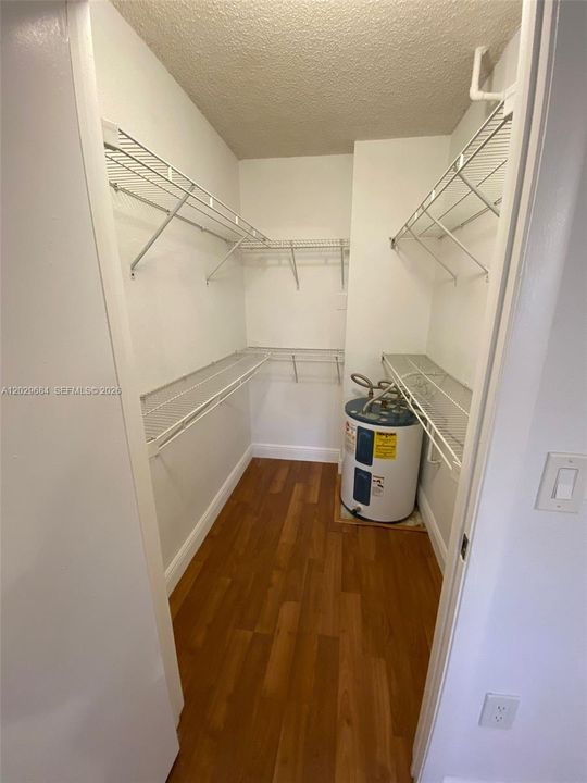 En Renta: $1,950 (1 camas, 1 baños, 810 Pies cuadrados)