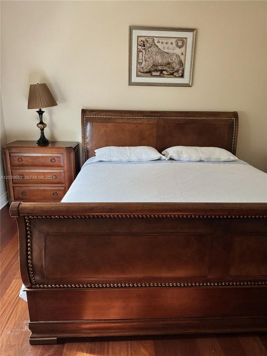 В аренду: $17,900 (6 спален, 6 ванн, 5545 Квадратных фут)