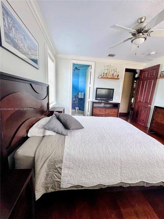 В аренду: $17,900 (6 спален, 6 ванн, 5545 Квадратных фут)