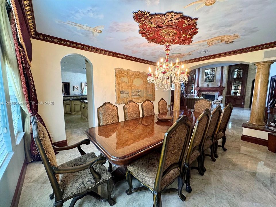 В аренду: $17,900 (6 спален, 6 ванн, 5545 Квадратных фут)
