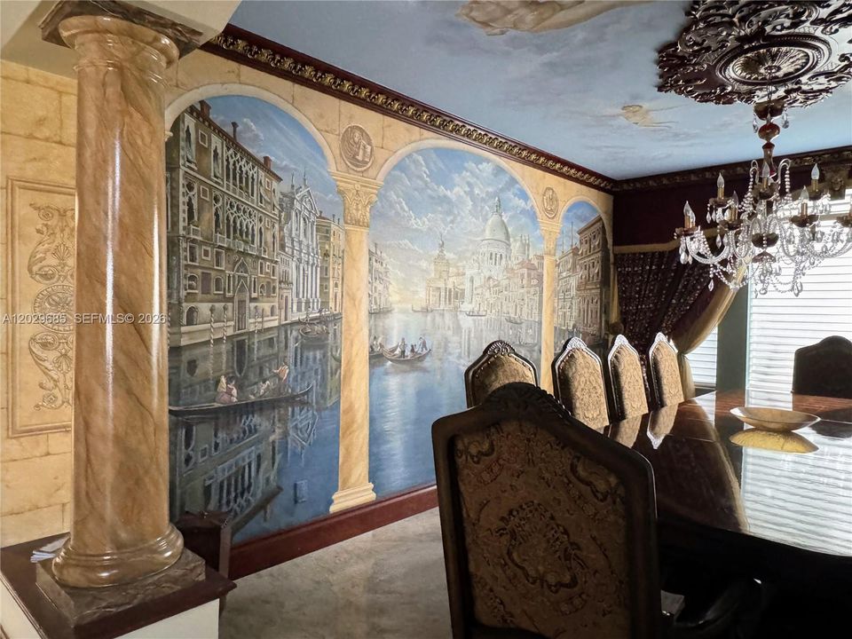 В аренду: $17,900 (6 спален, 6 ванн, 5545 Квадратных фут)