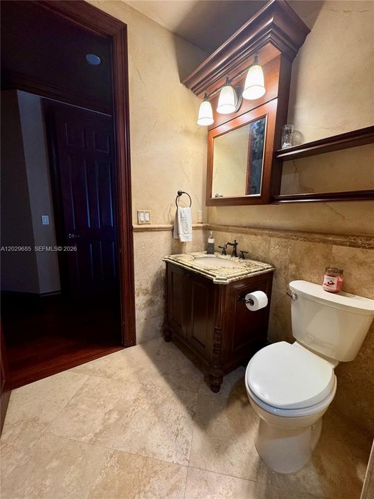 В аренду: $17,900 (6 спален, 6 ванн, 5545 Квадратных фут)