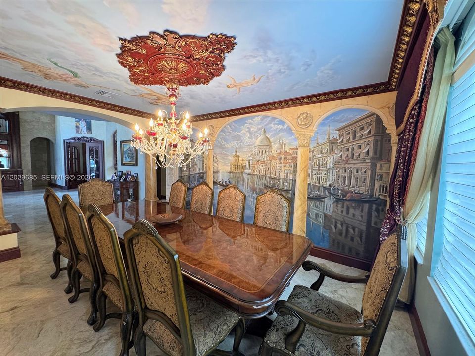 В аренду: $17,900 (6 спален, 6 ванн, 5545 Квадратных фут)