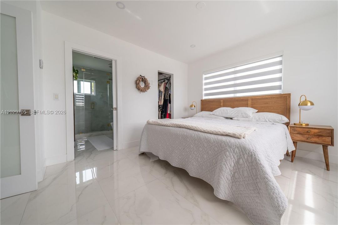 For Sale: $939,000 (4 beds, 4 baths, 2204 Square Feet)