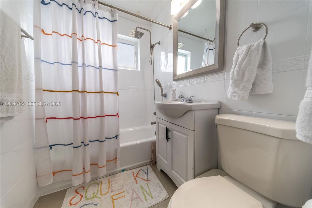 For Sale: $939,000 (4 beds, 4 baths, 2204 Square Feet)