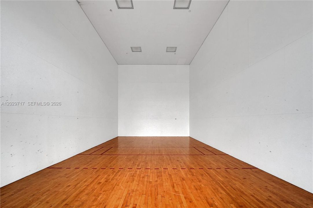 For Rent: $6,200 (2 beds, 2 baths, 1560 Square Feet)