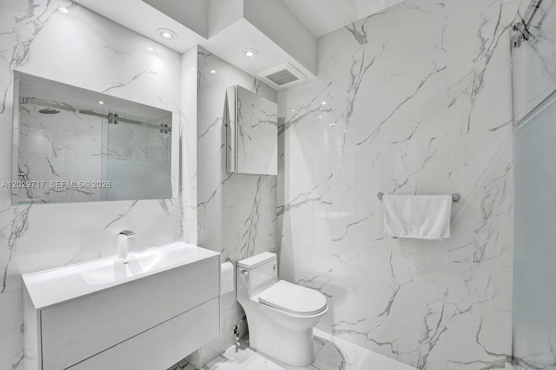 Second bathroom.