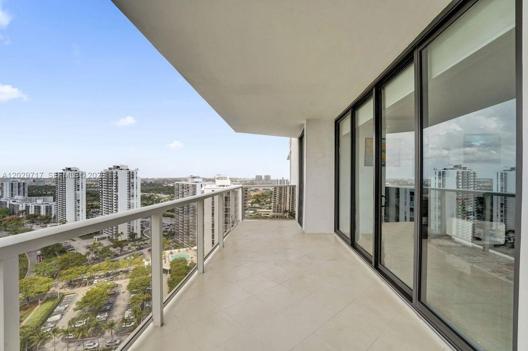 For Rent: $6,200 (2 beds, 2 baths, 1560 Square Feet)
