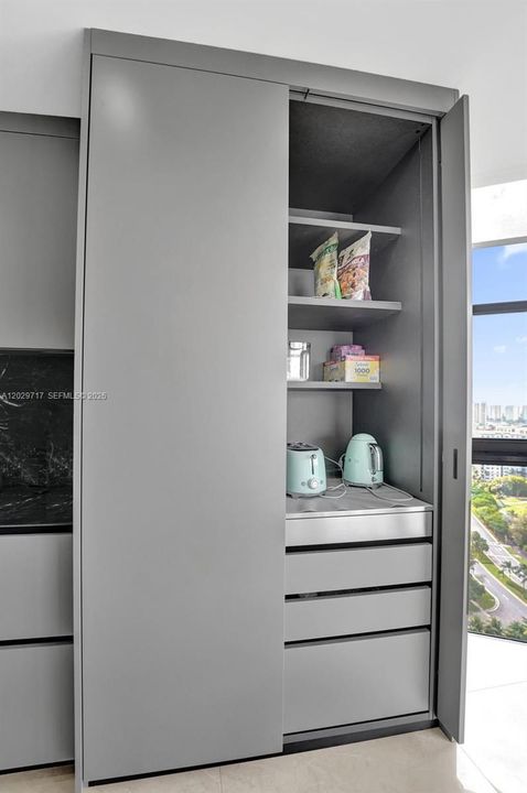 For Rent: $6,200 (2 beds, 2 baths, 1560 Square Feet)