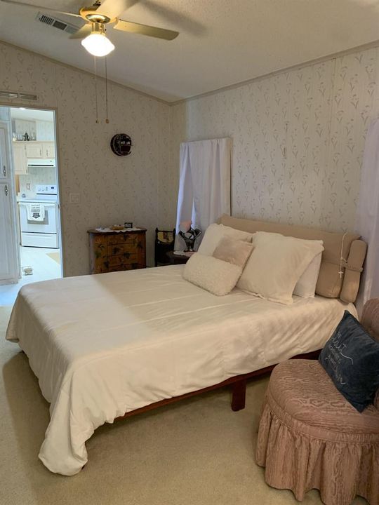 Master Bedroom 4