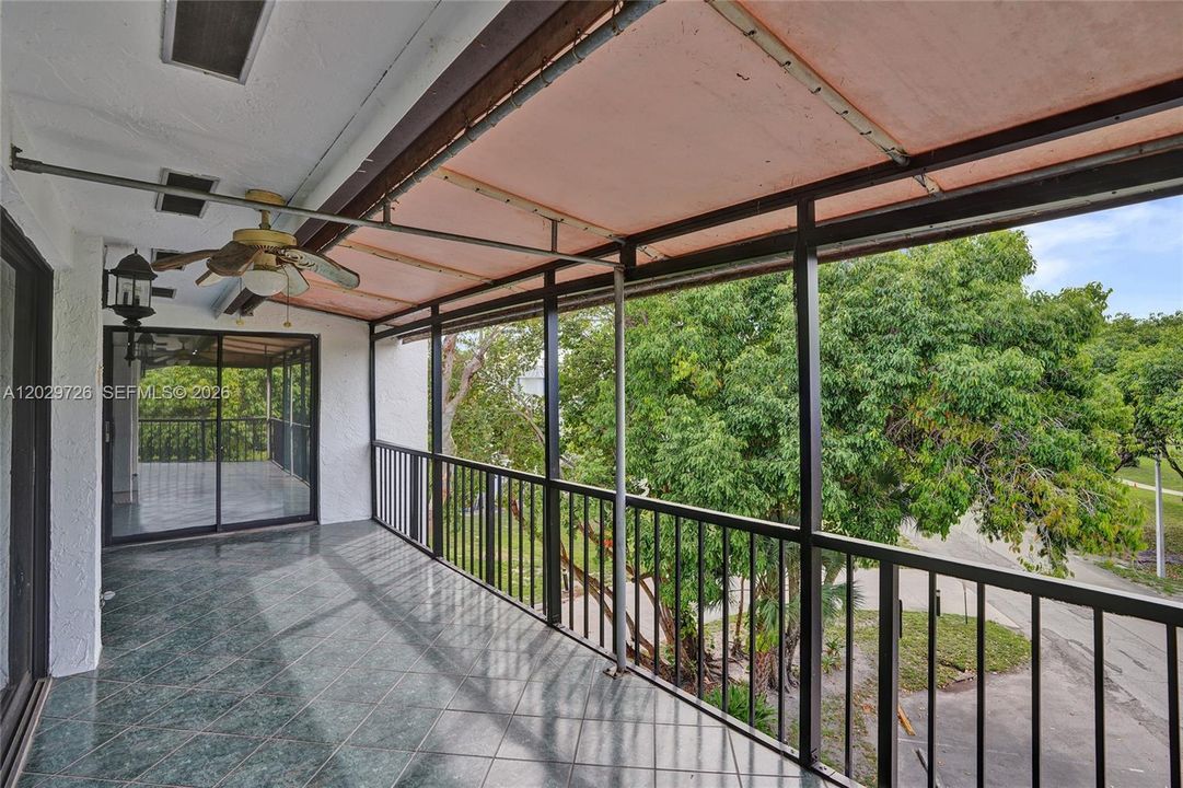 For Sale: $145,000 (3 beds, 2 baths, 1370 Square Feet)