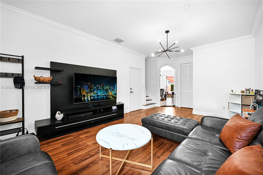 For Sale: $529,900 (3 beds, 2 baths, 1670 Square Feet)