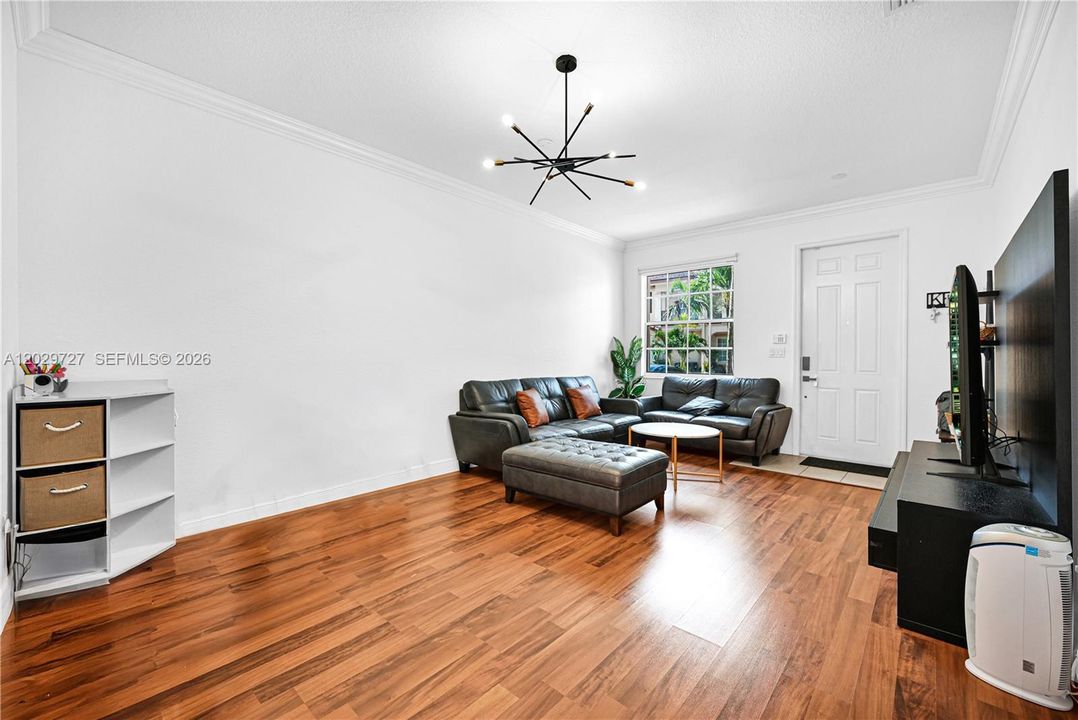 For Sale: $529,900 (3 beds, 2 baths, 1670 Square Feet)