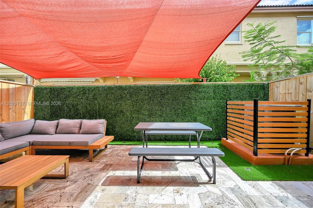 For Sale: $529,900 (3 beds, 2 baths, 1670 Square Feet)