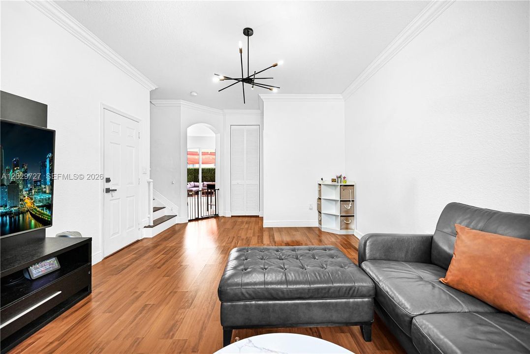 For Sale: $529,900 (3 beds, 2 baths, 1670 Square Feet)