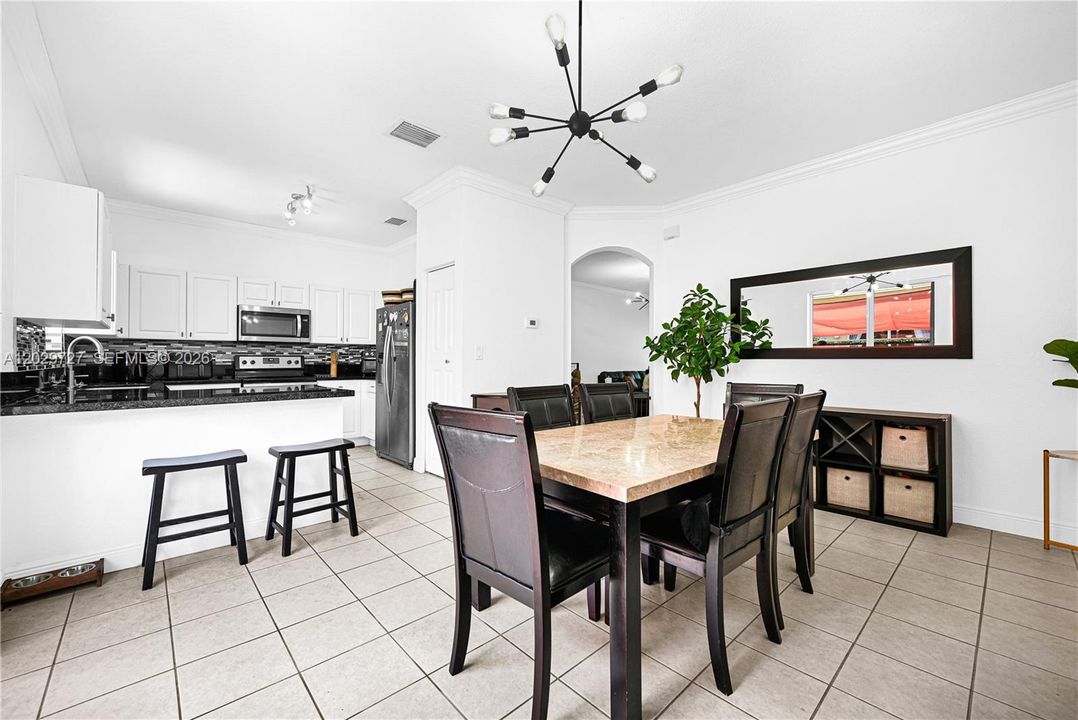 For Sale: $529,900 (3 beds, 2 baths, 1670 Square Feet)