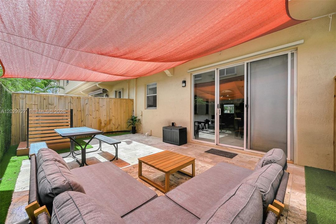 For Sale: $529,900 (3 beds, 2 baths, 1670 Square Feet)