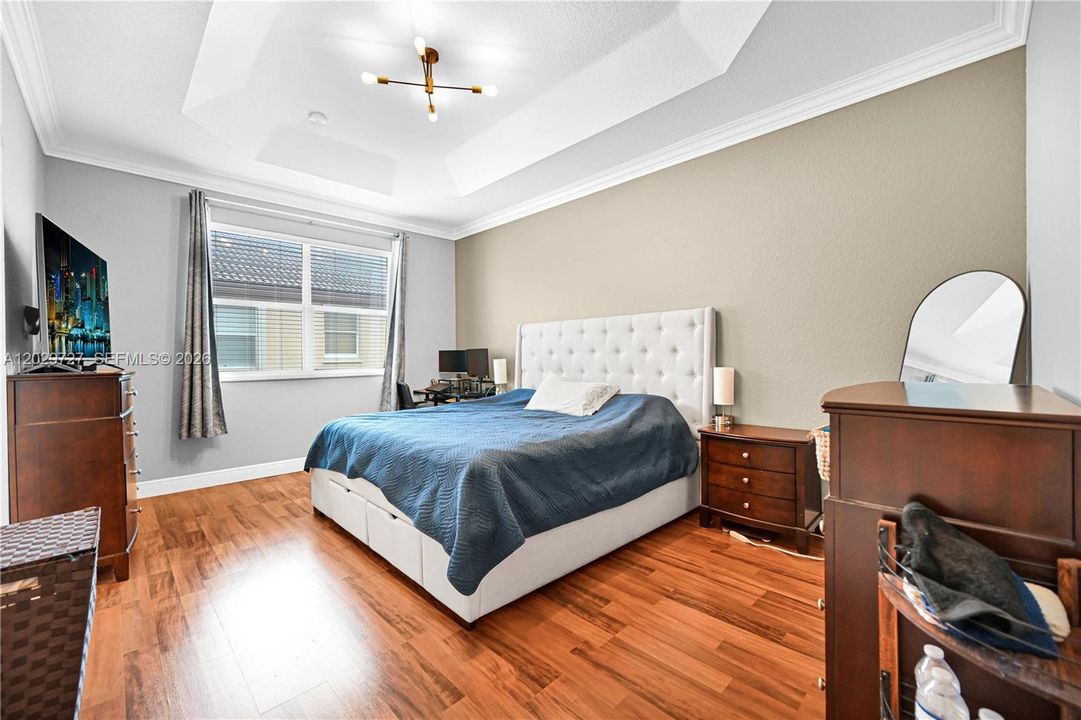 For Sale: $529,900 (3 beds, 2 baths, 1670 Square Feet)