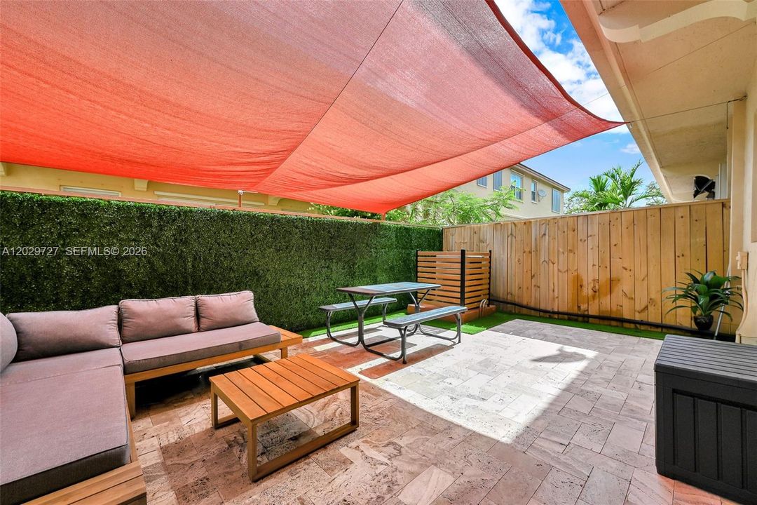 For Sale: $529,900 (3 beds, 2 baths, 1670 Square Feet)