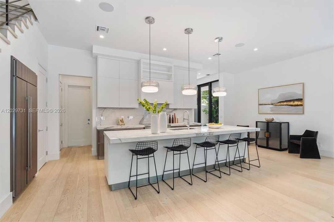Active With Contract: $2,950,000 (3 beds, 3 baths, 2958 Square Feet)