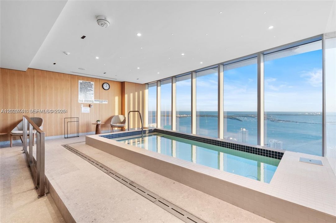 For Sale: $4,475,000 (5 beds, 5 baths, 3214 Square Feet)