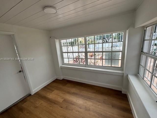 En Venta: $649,000 (4 camas, 2 baños, 1120 Pies cuadrados)