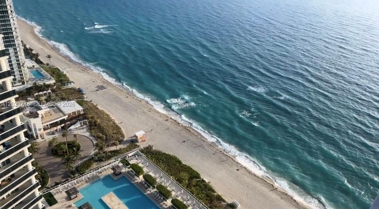 En Venta: $1,289,000 (2 camas, 2 baños, 1458 Pies cuadrados)