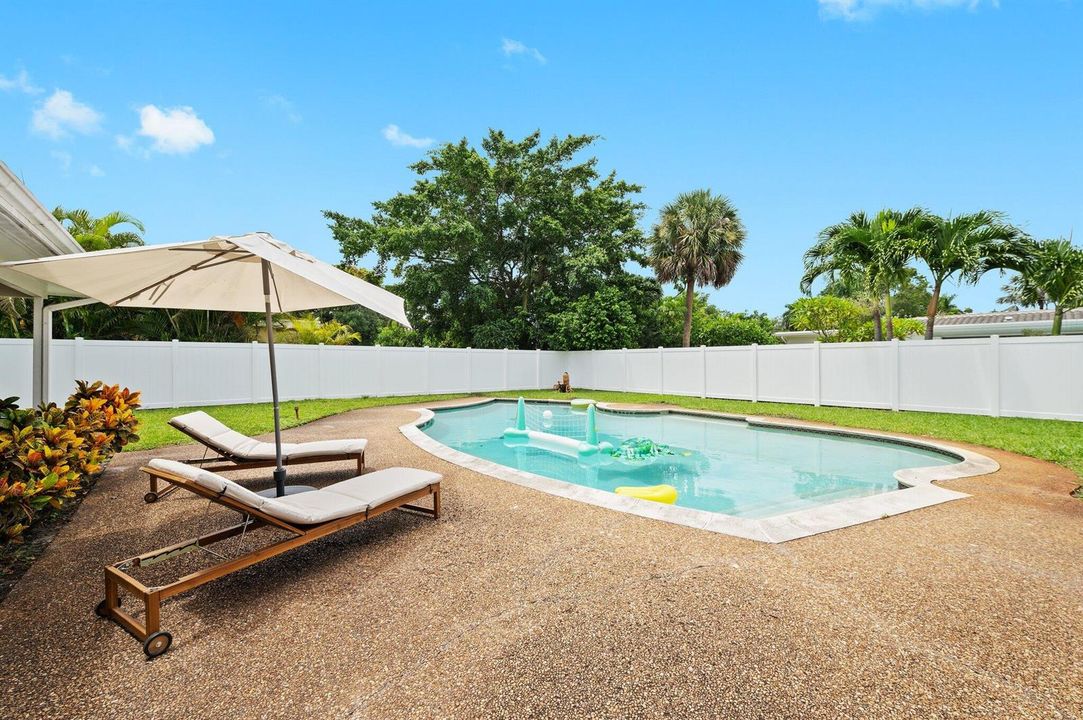 26-web-or-mls-6101-sw-9th-st