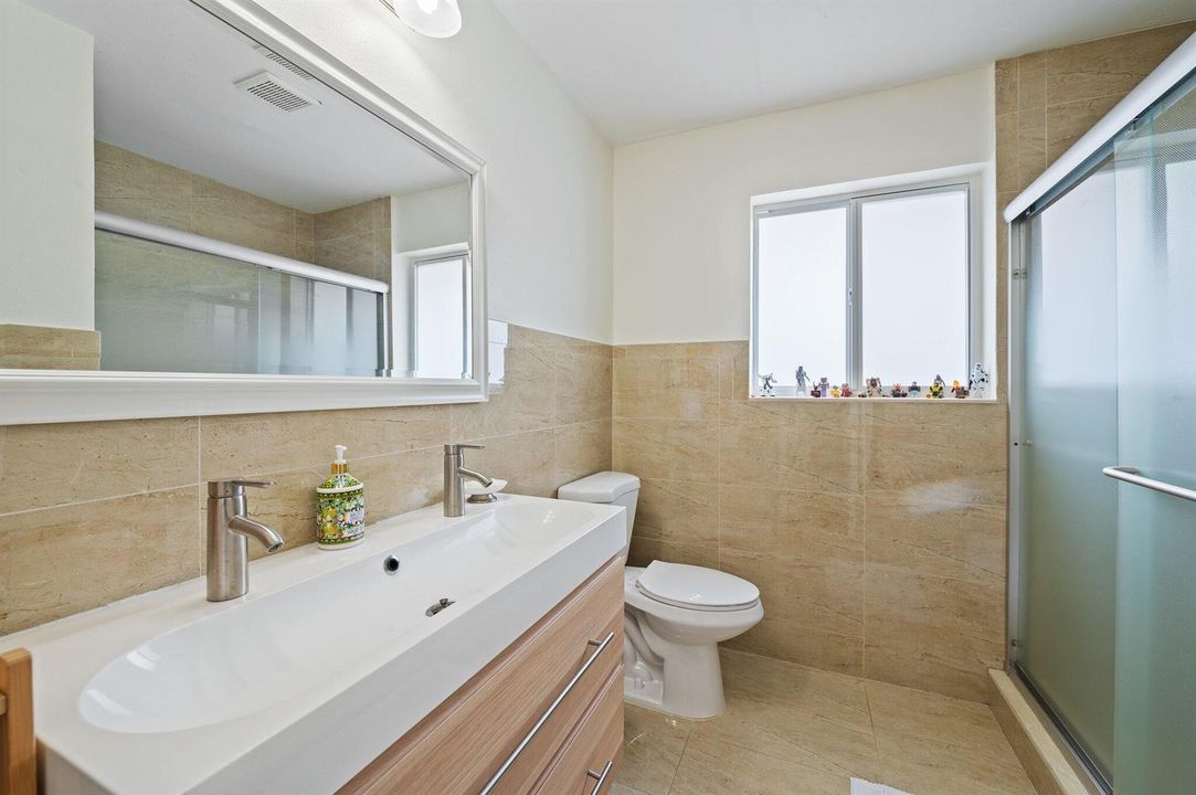 22-web-or-mls-6101-sw-9th-st