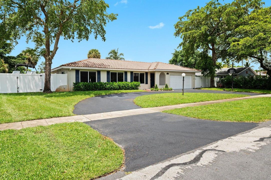 1-web-or-mls-6101-sw-9th-st