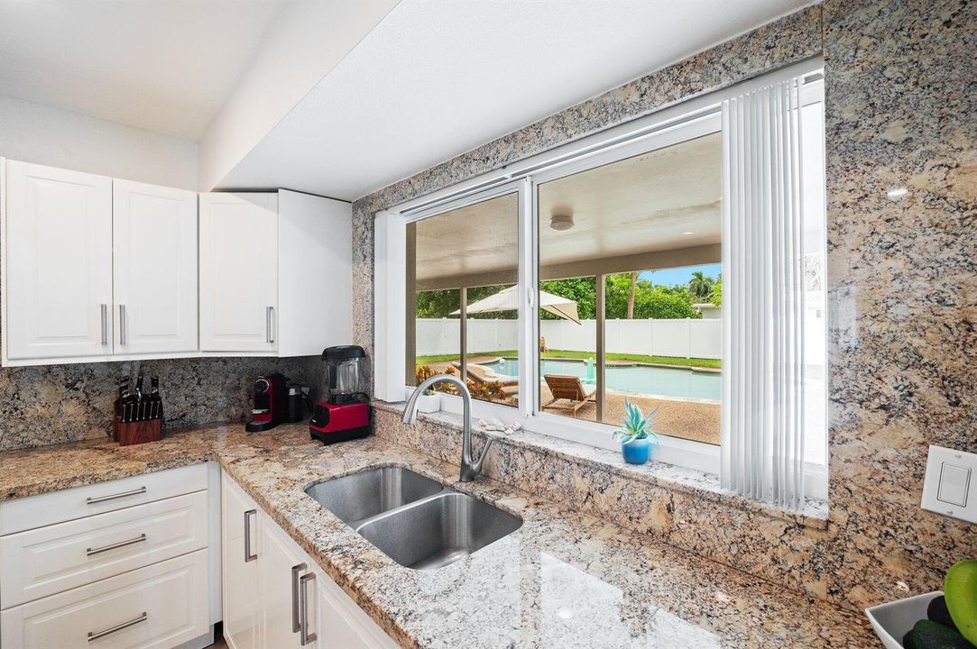8-web-or-mls-6101-sw-9th-st
