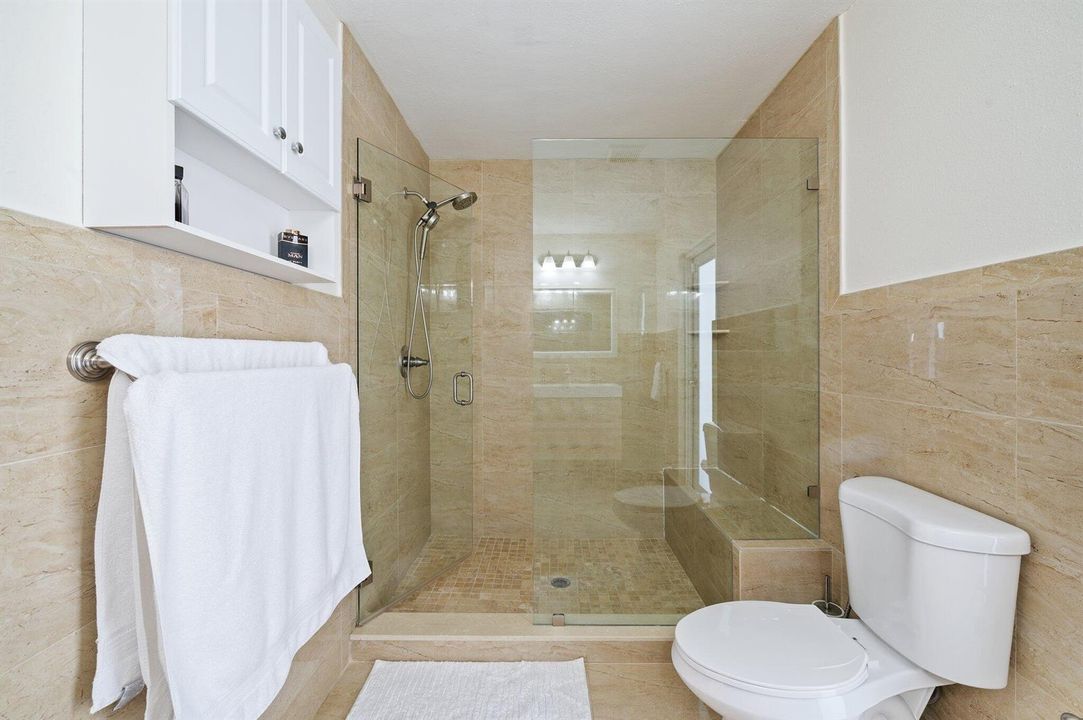19-web-or-mls-6101-sw-9th-st