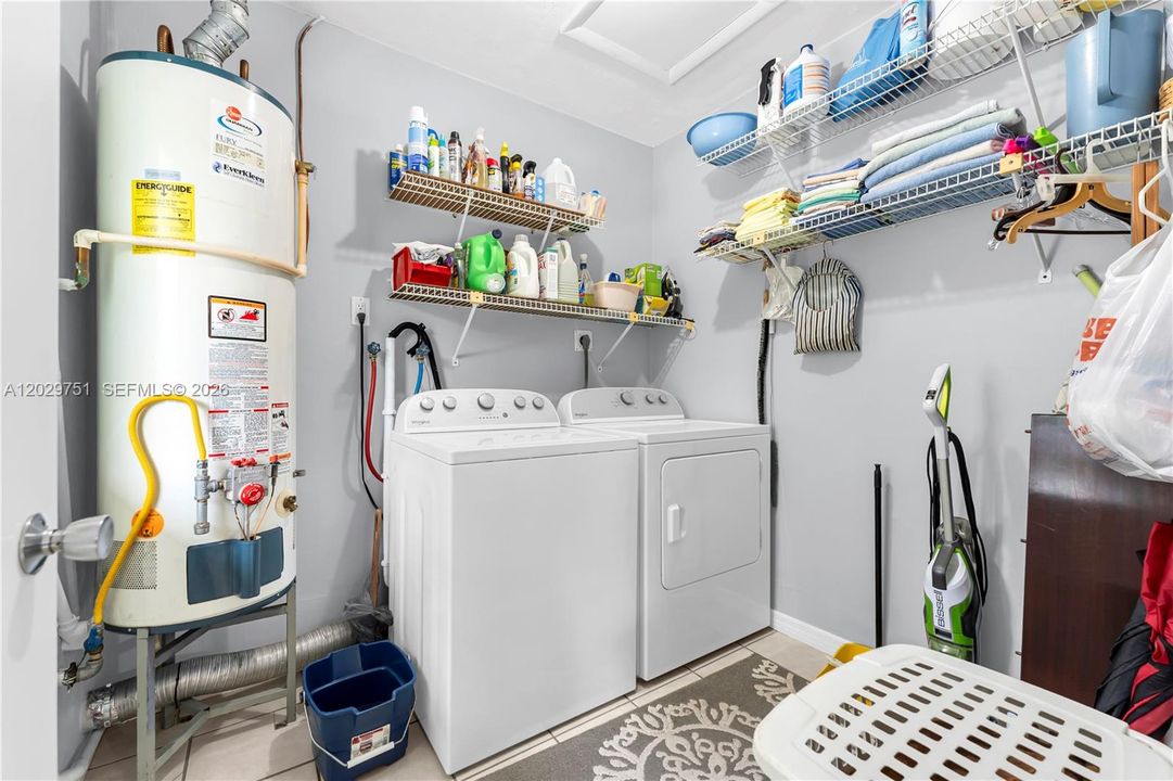For Sale: $649,000 (3 beds, 1 baths, 1296 Square Feet)